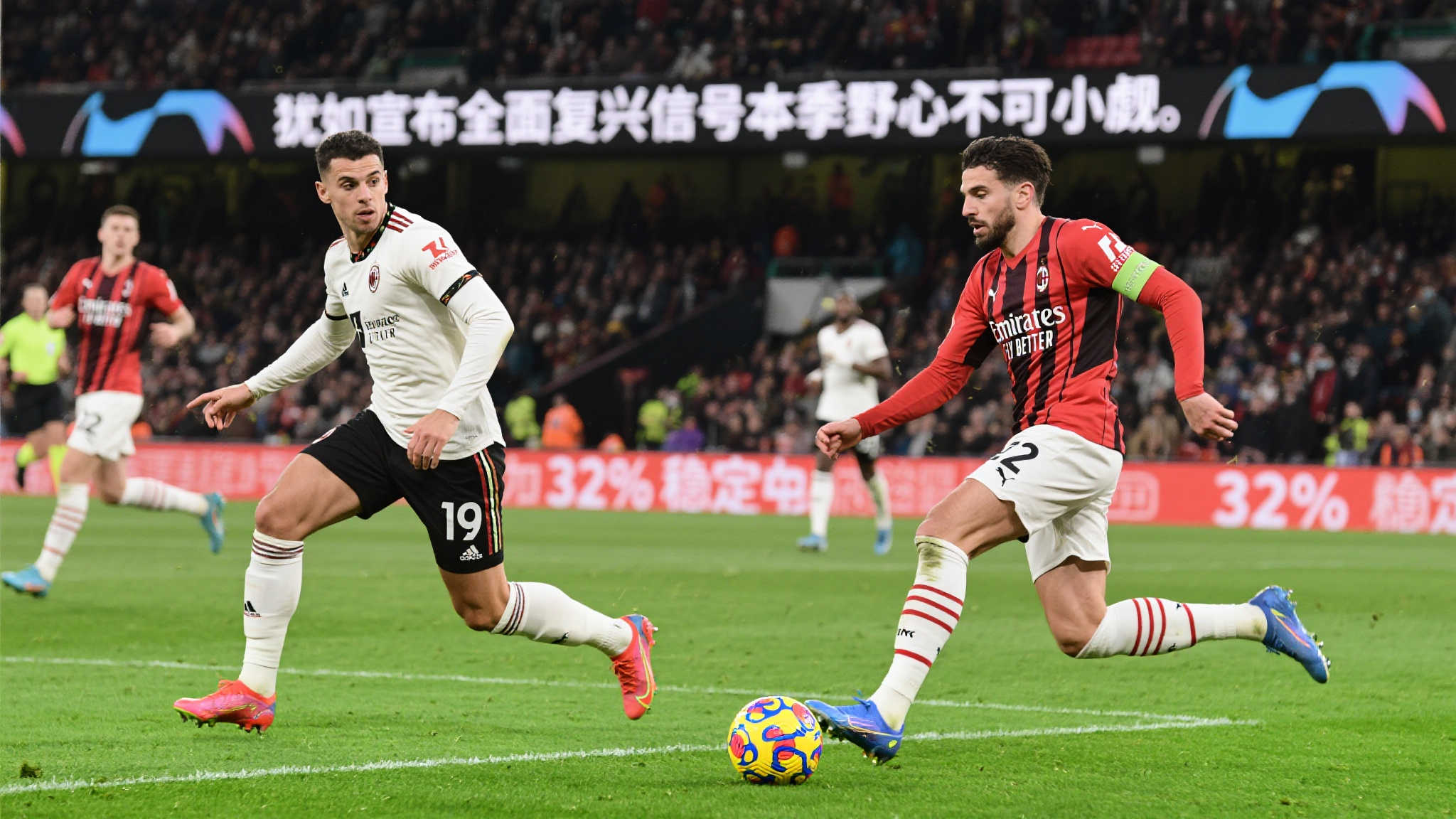 豪门赛场沸腾!尤文火力全开连胜,皇马十人力擒世俱杯首战捷报 此外,通过数据可以明显看出,两战期间射正率增加32